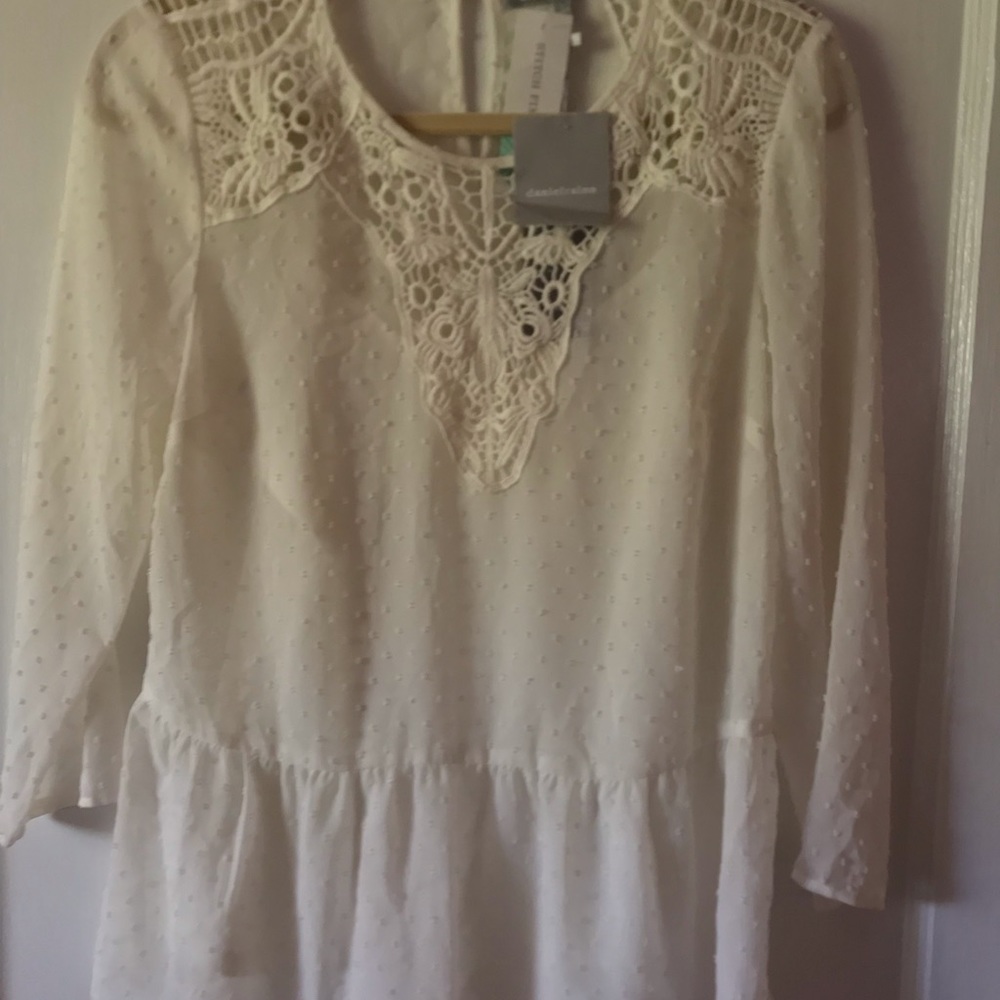 BNWT Sheer Lacey white top with attached camisole